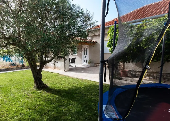 Holiday Apartment Near The Beach